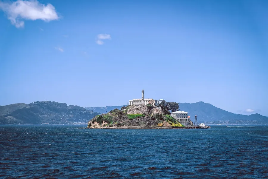 alcatraz, california, prison, island, usa, jail, sea, historic, francisco, city, nature, attraction, san-francisco, alcapone, travel, abandoned, blue prison