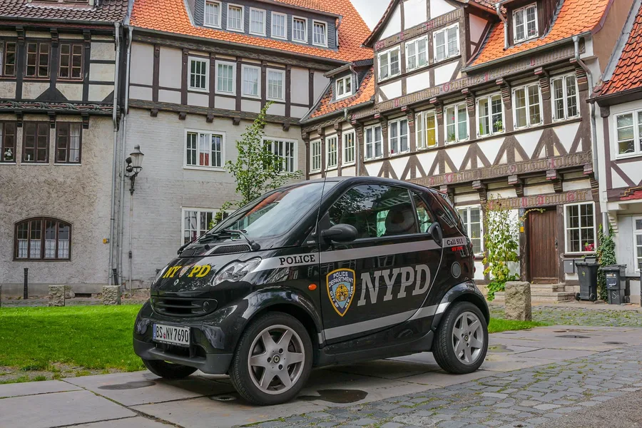 nypd, new york, police, department, smart, two-seater, old building, historic center, truss, braunschweig, downtown, magniviertel quarter, monument protection, lion city, architecture, police car, policecar