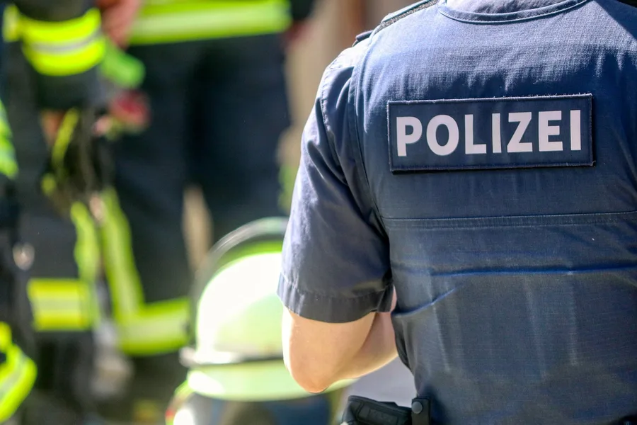 police, mission, blue light, police operation, security, emergency, fire fighters, allamierung, fire, patrol, police, police, police, police, police, mission, patrol