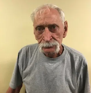 Registry photo of Edward William Houk