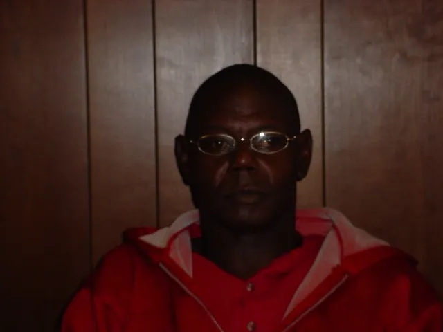 Registry photo of Oadis William White