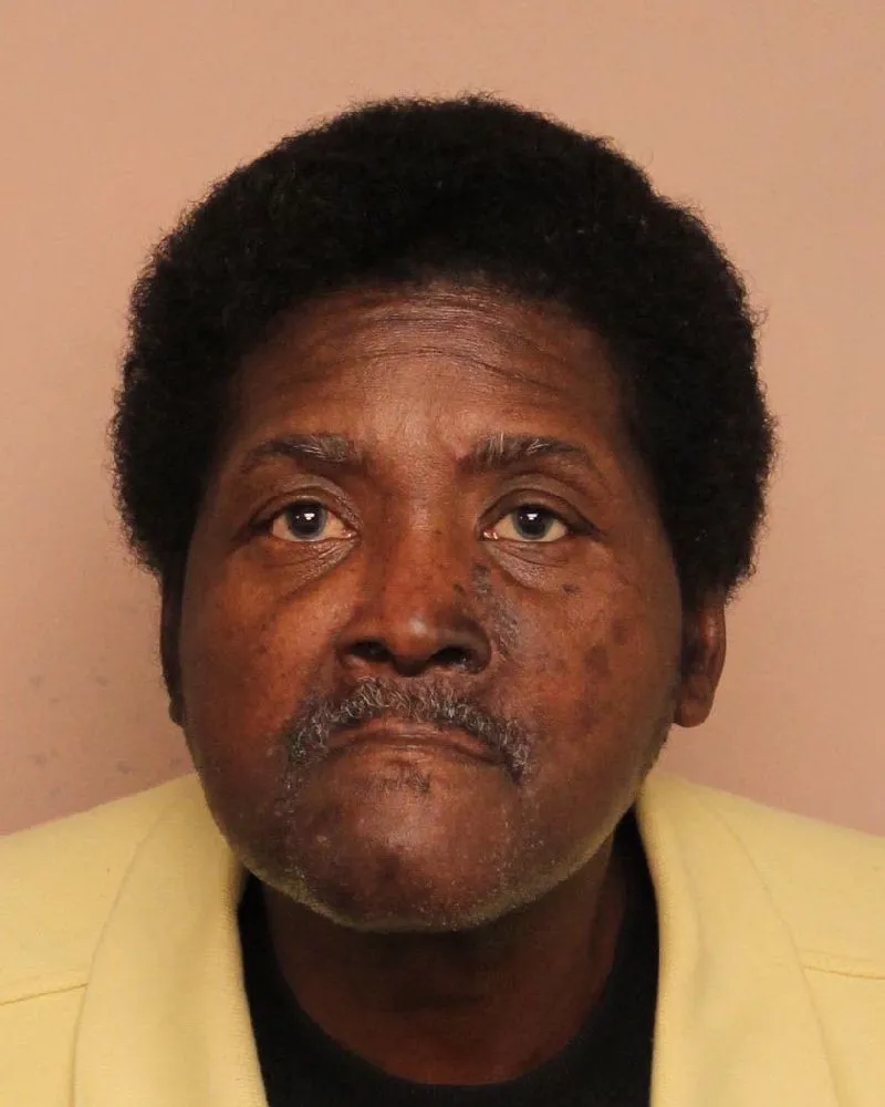 Registry photo of I Q Harris