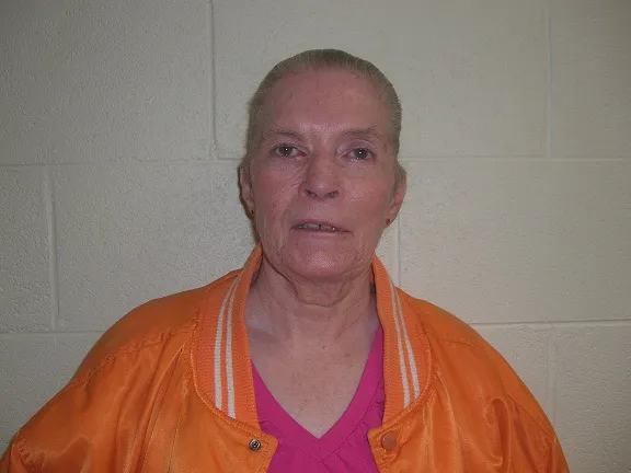 Registry photo of Linda Lee Elliott