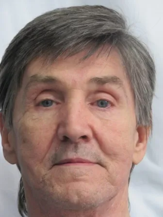 Registry photo of Tony R Starr