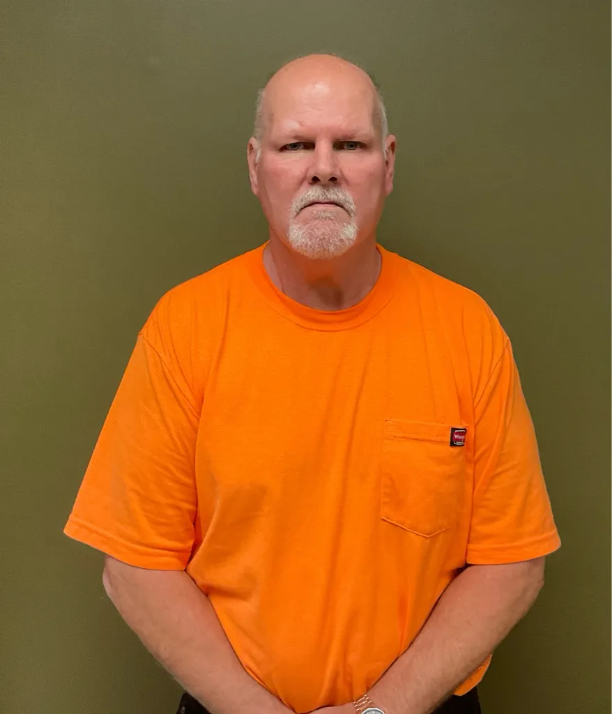 Registry photo of Bobby W. Lineberry