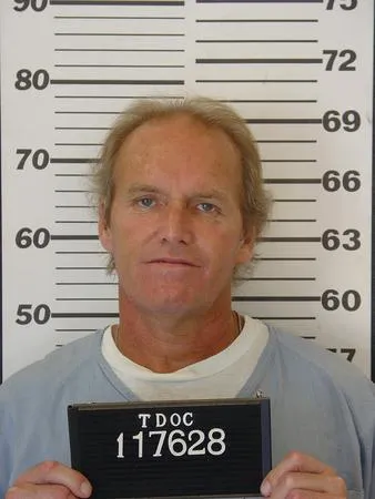 Registry photo of Henry Lee Berry