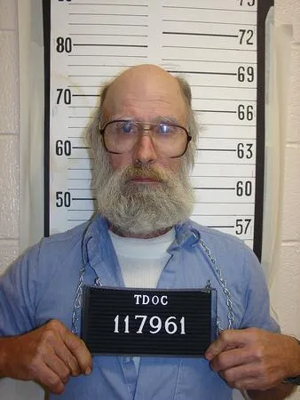 Registry photo of Michael Edward Minthorn