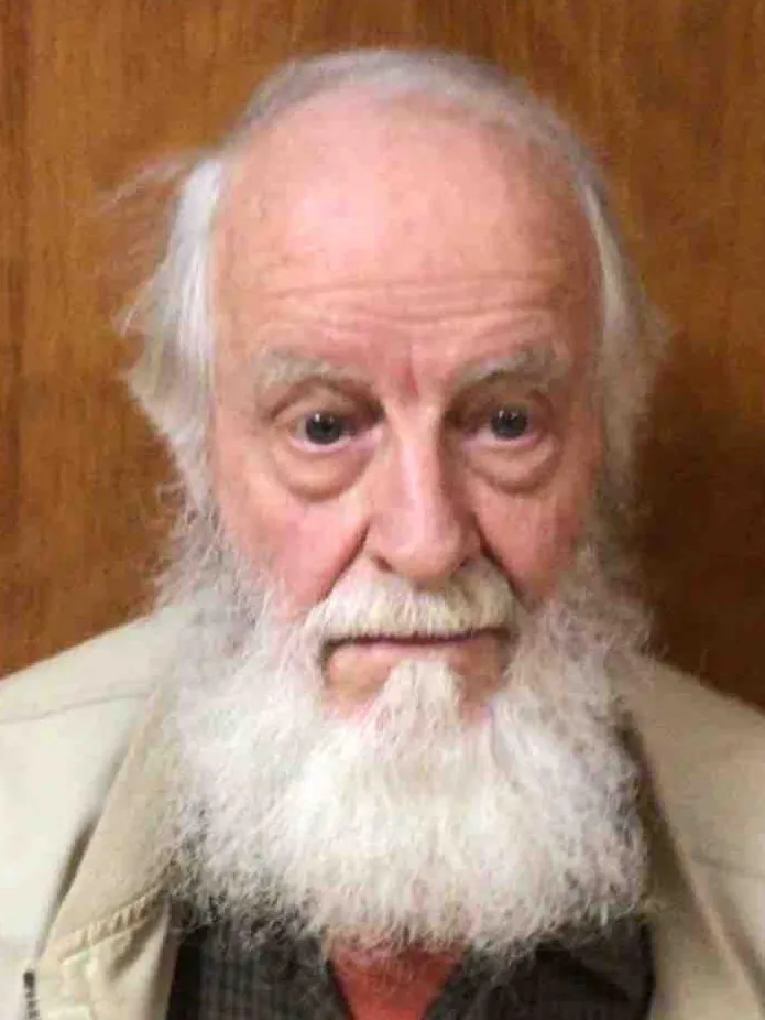 Registry photo of Roger Calvin Garland