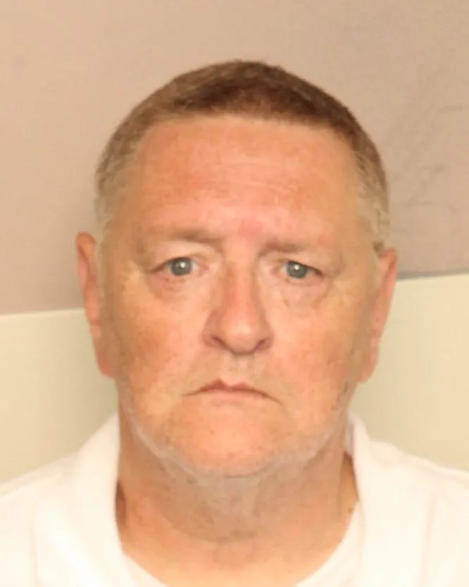 Registry photo of Charles Roger Yell