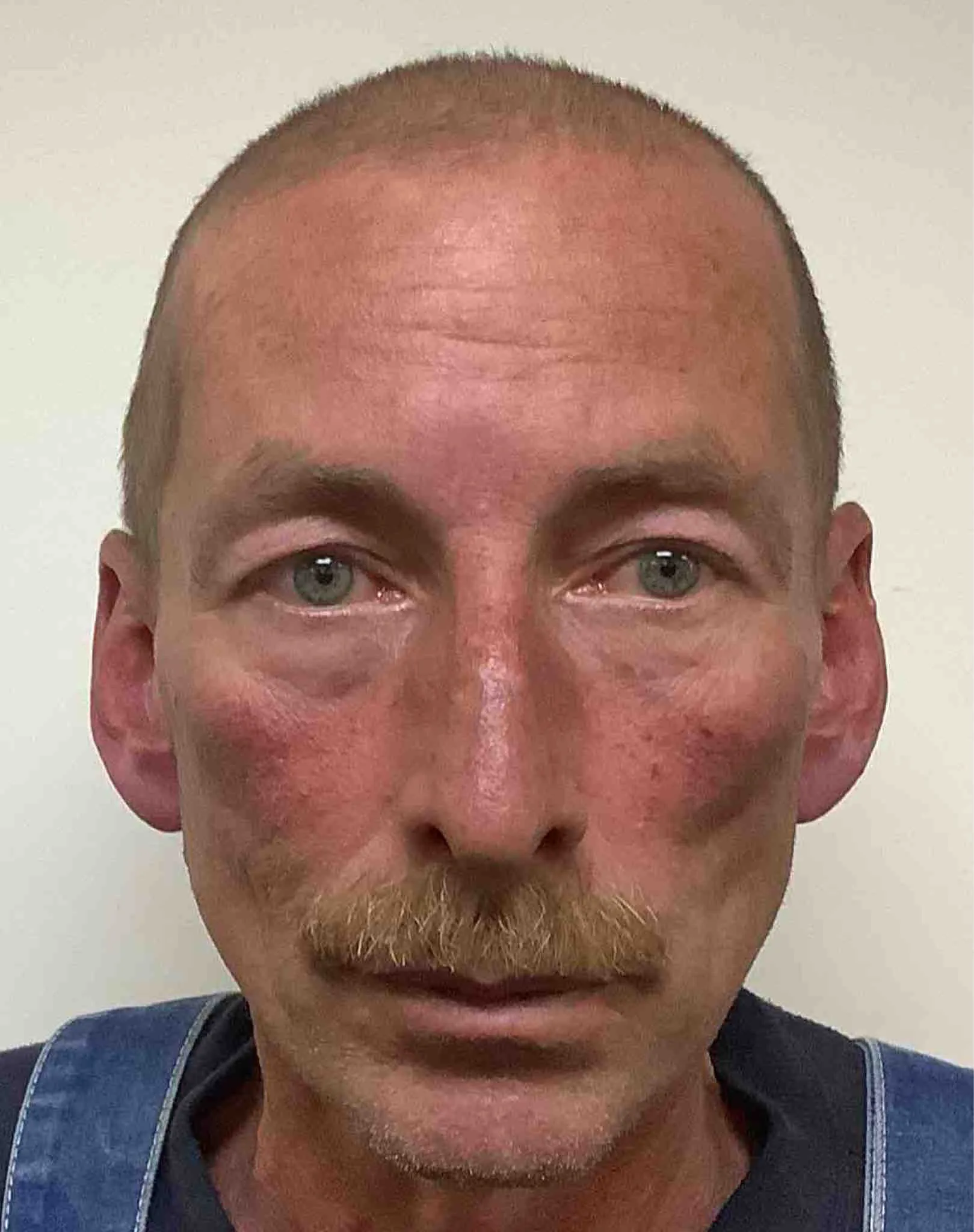 Registry photo of Johnnie Gray