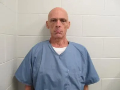 Registry photo of Jerry Lee McCarter