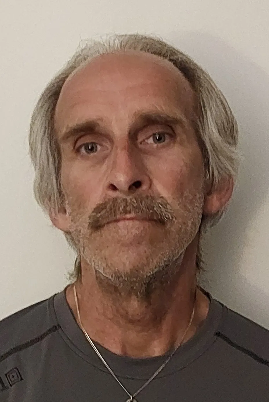 Registry photo of Raymond Wallace Hodge