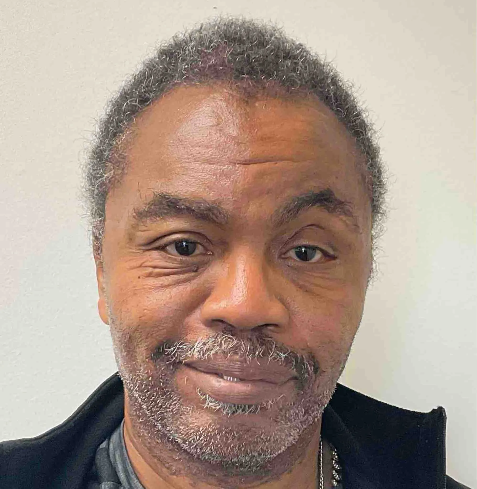 Registry photo of Andre Mawysi Zakiya