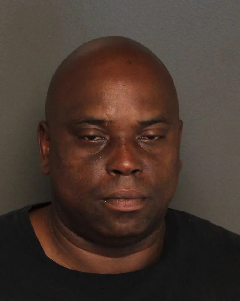 Registry photo of Lewis Cleaster Brown