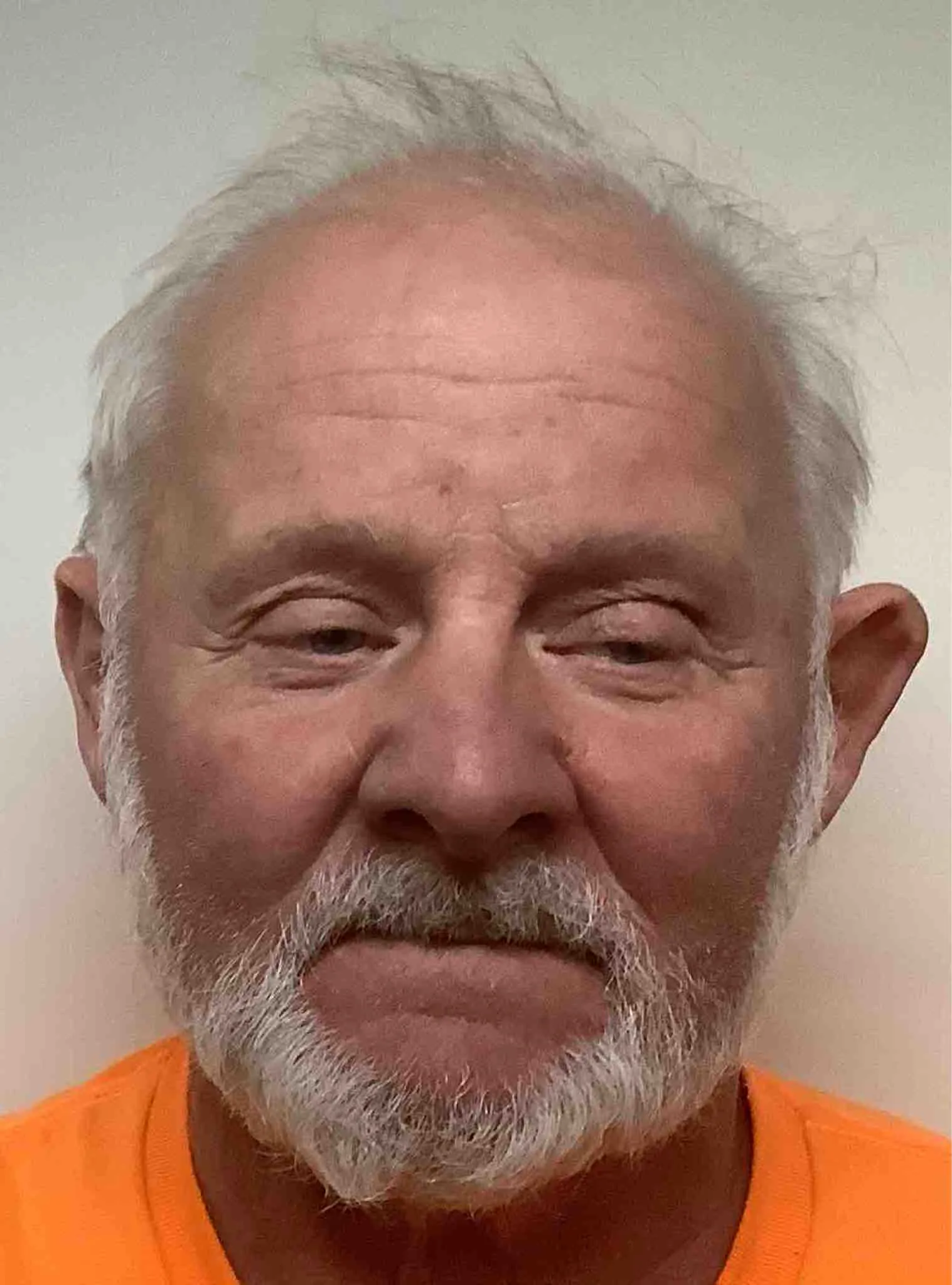 Registry photo of Douglas Edwin McNabb