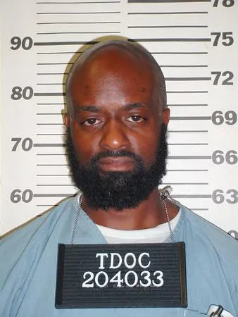 Registry photo of Regina D Brown