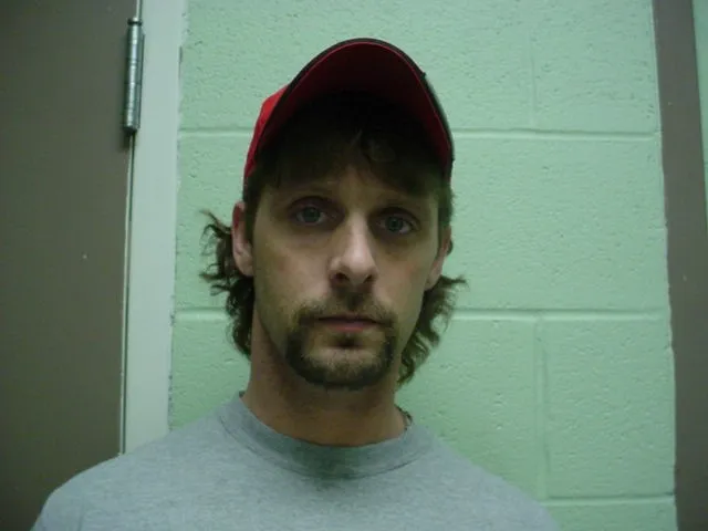 Registry photo of Gregory Harold Darrow