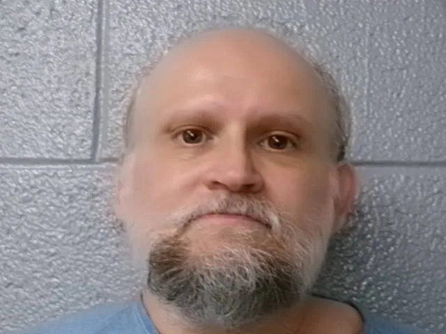 Registry photo of Tony W Hunt