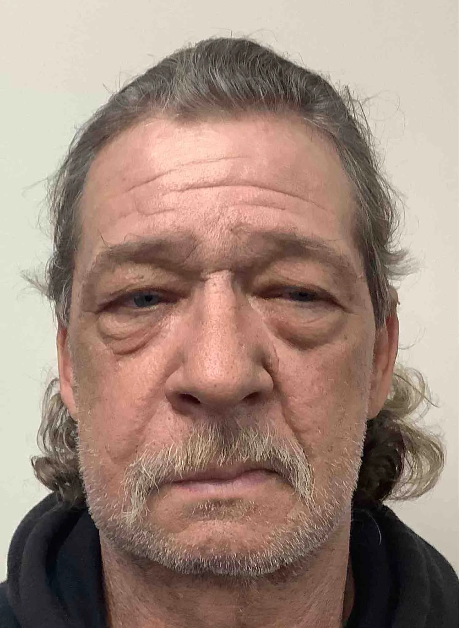 Registry photo of Ernest Wilburn Howell