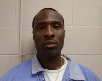 Registry photo of Larry Earl Davis