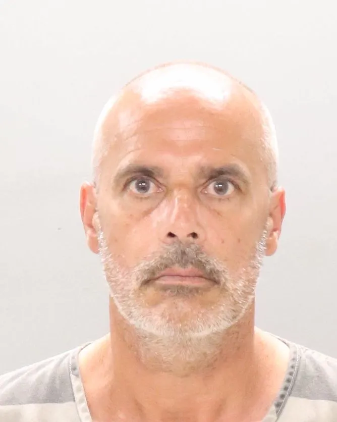 Registry photo of Tracy James Sage