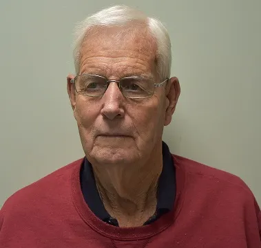 Registry photo of Marion Edwin Hicks