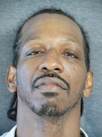 Registry photo of Michael Todd Braxton