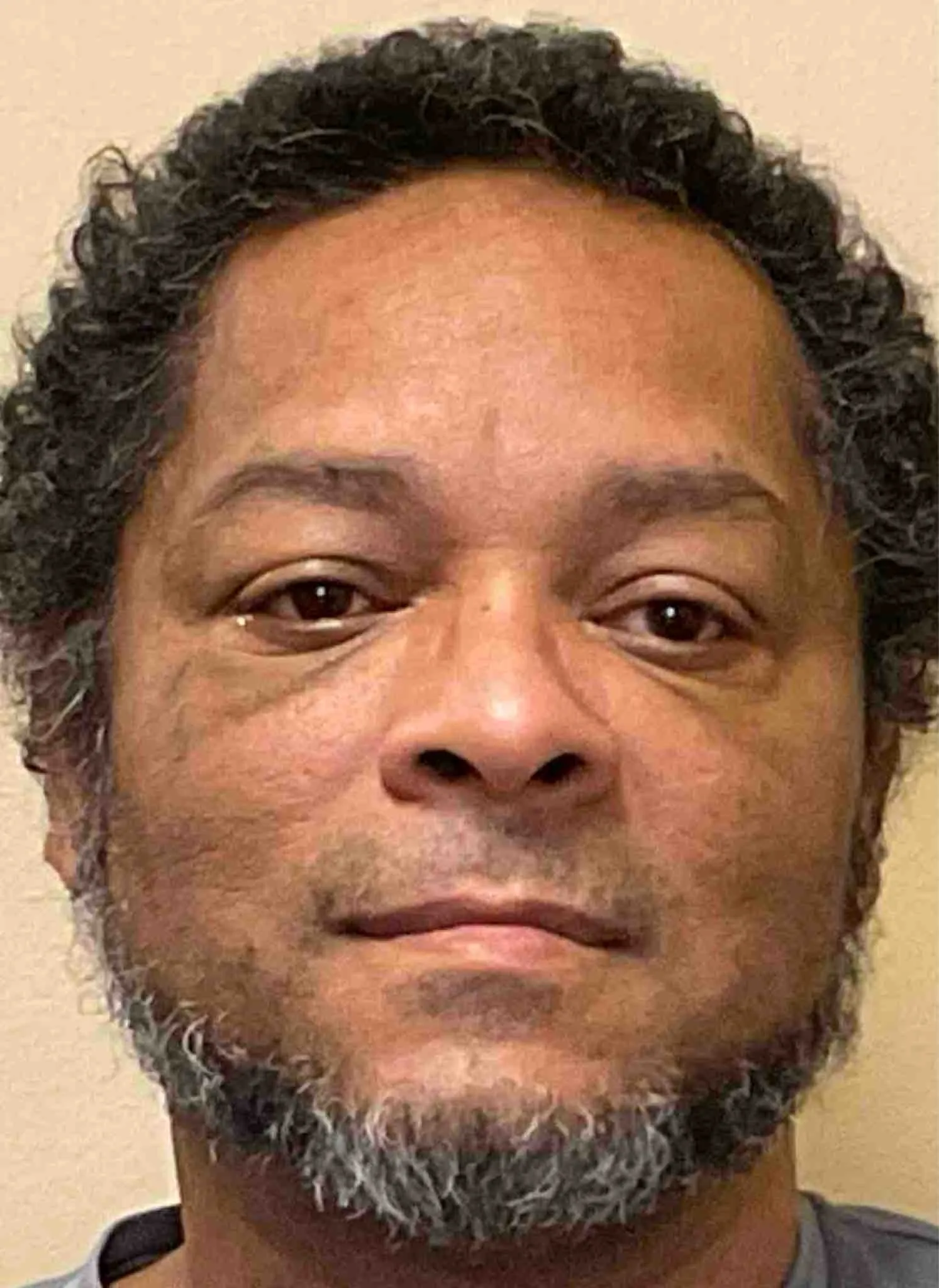 Registry photo of Emilio E Contreras