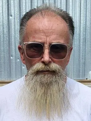 Registry photo of Robert Wayne Bennett