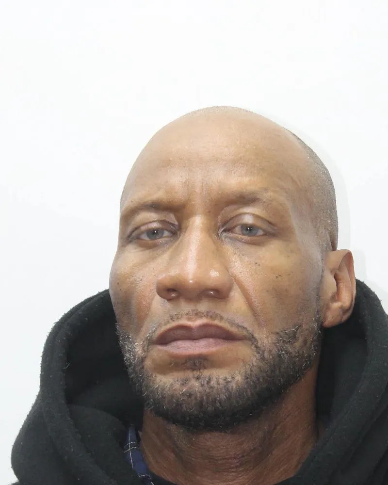 Registry photo of Eric Lamont Pullens