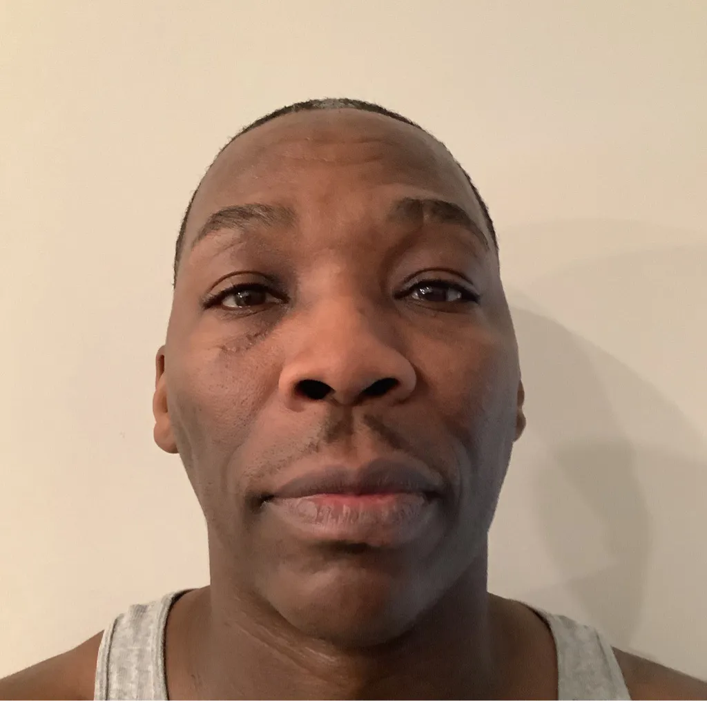 Registry photo of Carlos Mashun Walls