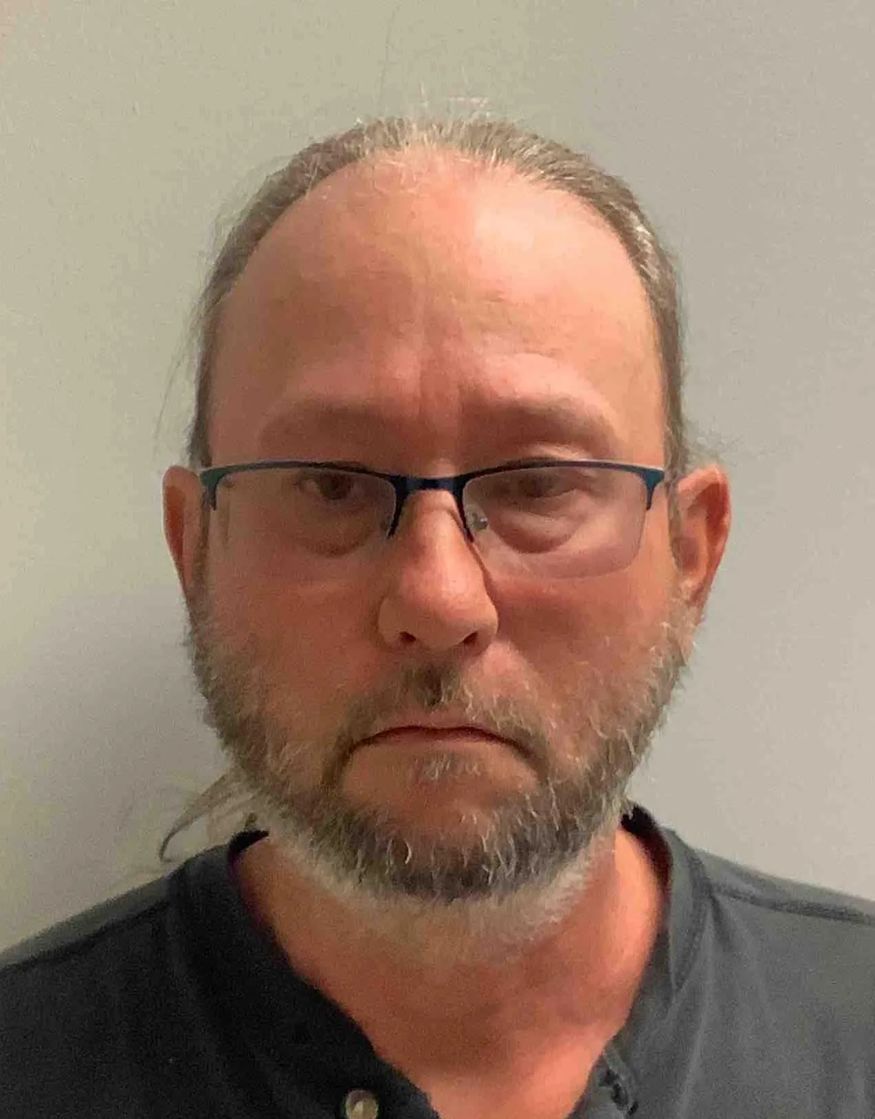 Registry photo of Donan Karzon Cothern