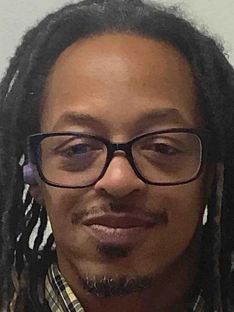 Registry photo of Emmett Nelson Lyons