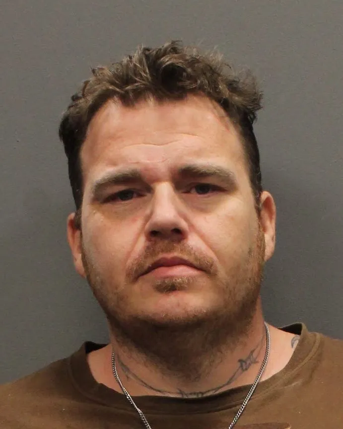 Registry photo of Carroll Edward Graham