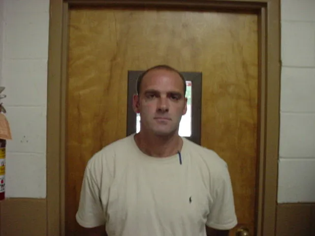 Registry photo of Gene Everett Allbert