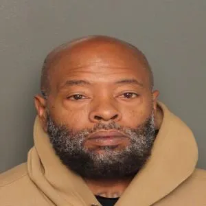 Registry photo of Carlos Fernadon Rogan