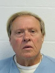 Registry photo of Gary Wayne Leathers