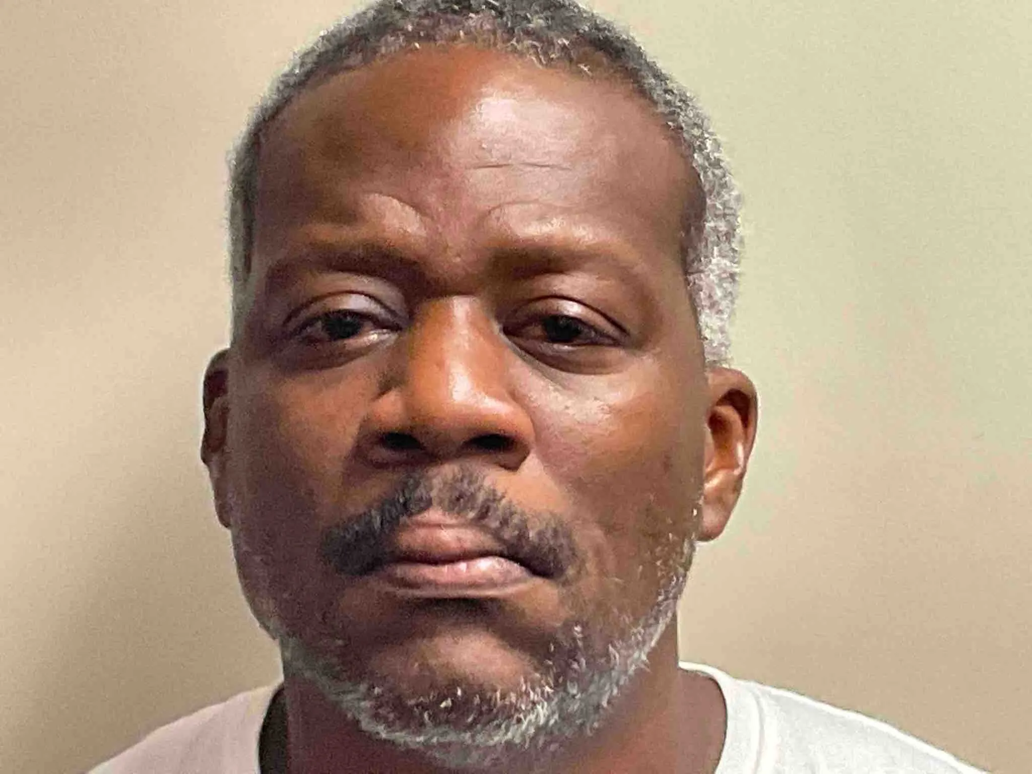 Registry photo of Henry Madkins