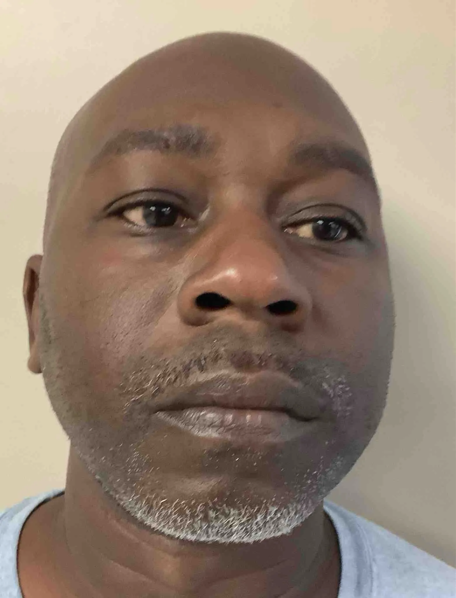 Registry photo of Carlos D Mathis