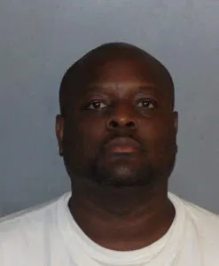 Registry photo of Darrin Antonio Dewalt