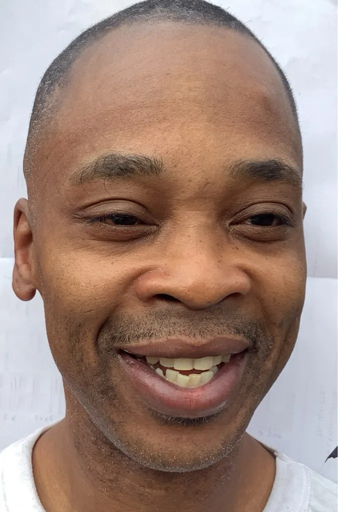 Registry photo of Dwayne Breke Jones