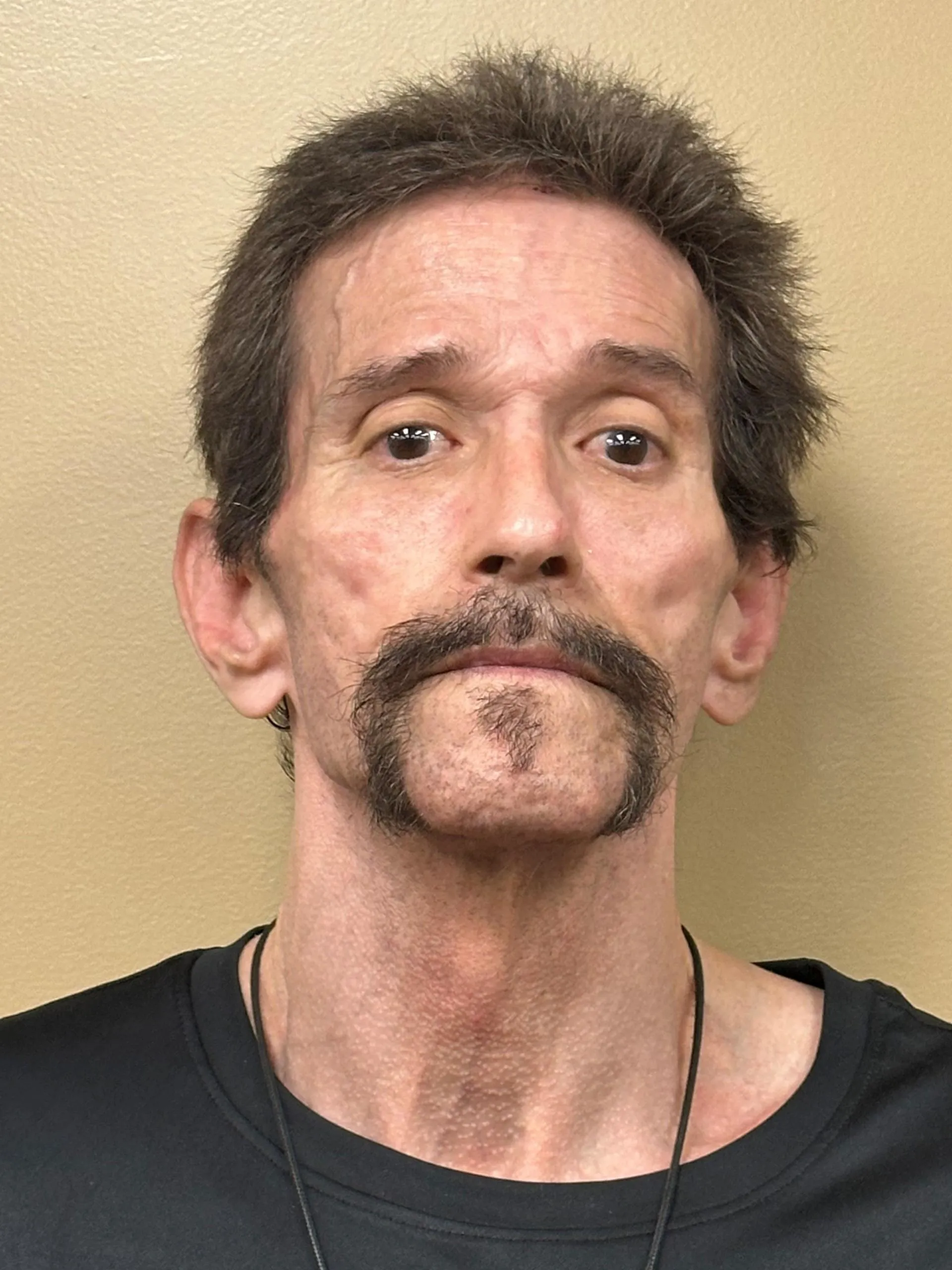 Registry photo of Chester Lynn Phillips