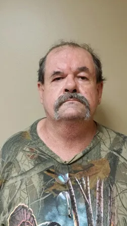 Registry photo of Henry Dean Hampton