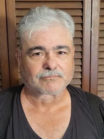 Registry photo of Niles Edward White