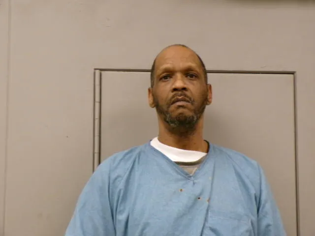 Registry photo of Toriano Bowen