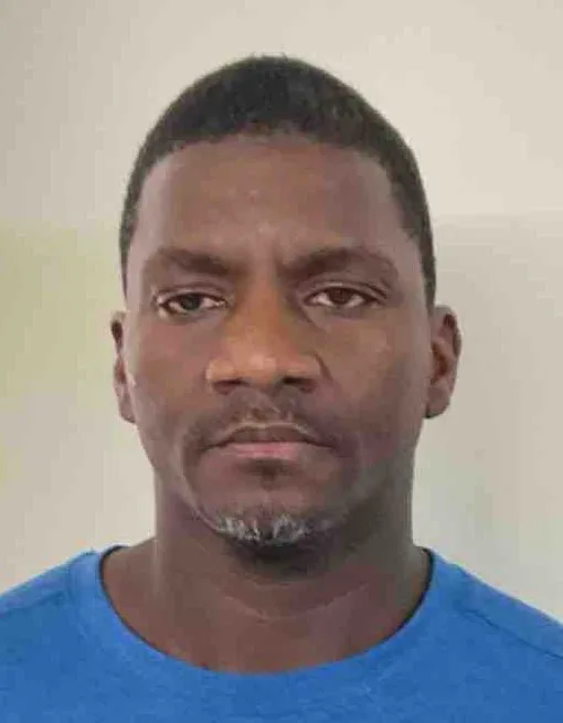 Registry photo of Timothy Jermaine Cox