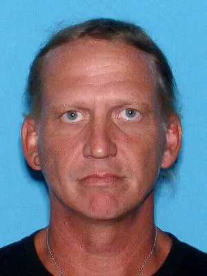 Registry photo of Joey E Lynch