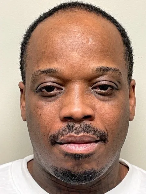 Registry photo of Raymond Lavelle Jones