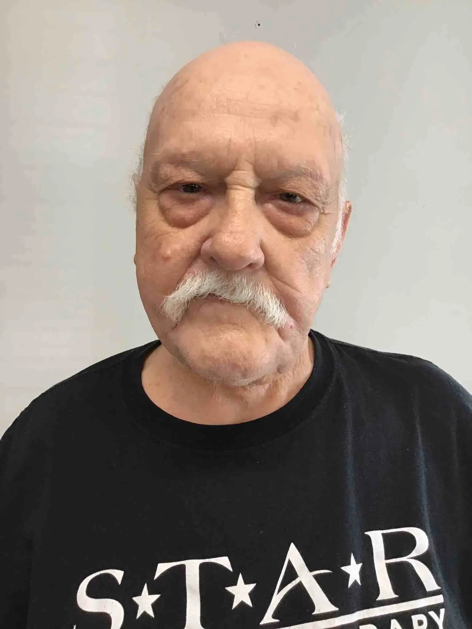 Registry photo of Harold Dean Qualls