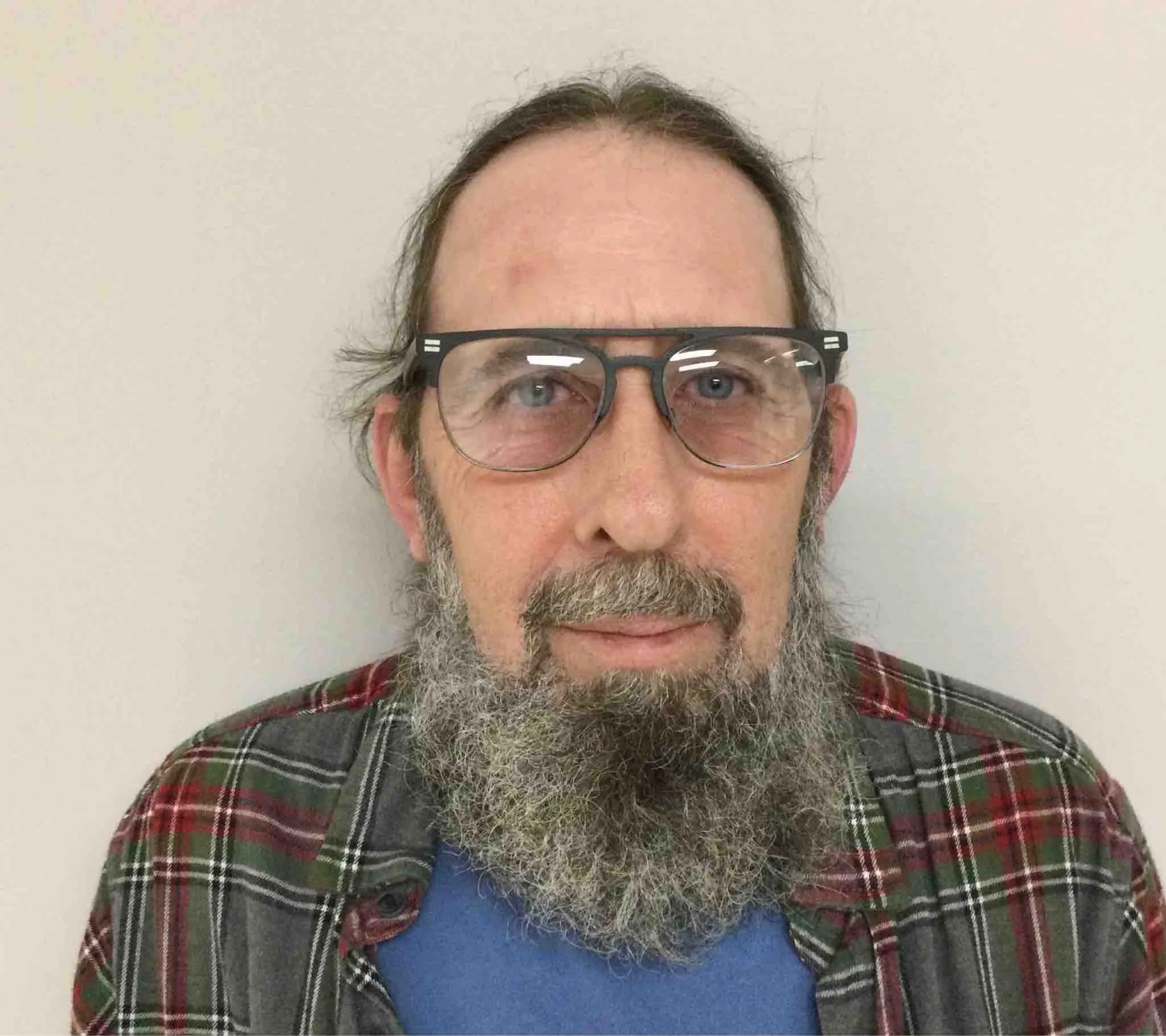 Registry photo of Chris Holmes